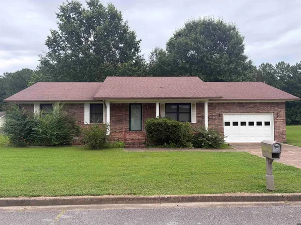 312 Ridgecrest St, Greenfield, TN 38230