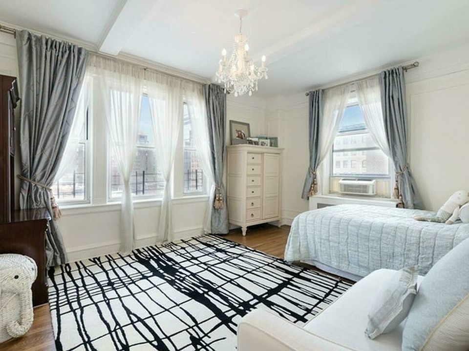 1st image of 240 W 98th St APT 11B