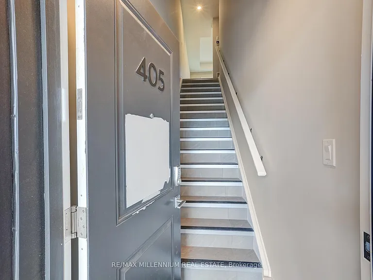 708 Woolwich St — Photo 10