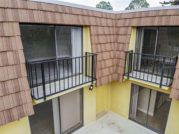 5th image of 5262 Brook Ct #233