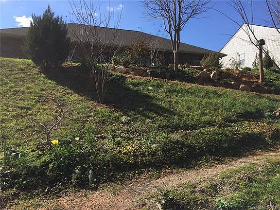 4th image of 164 Jobe Dr