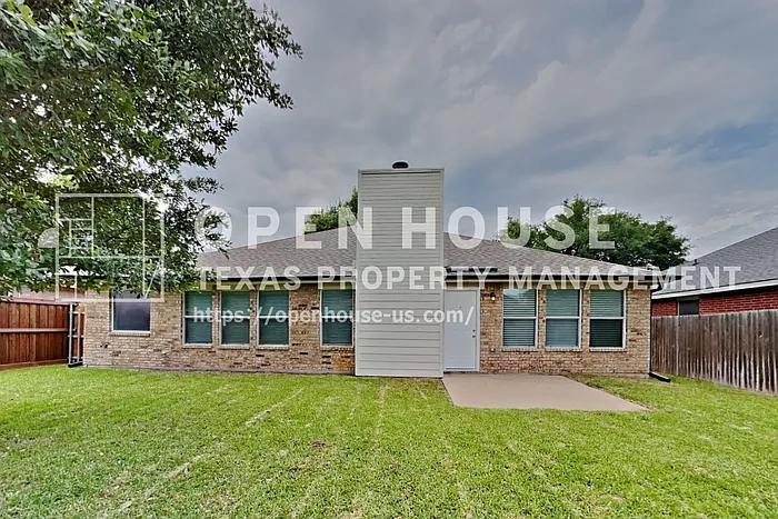 1015 Tyler James Dr — Photo 18