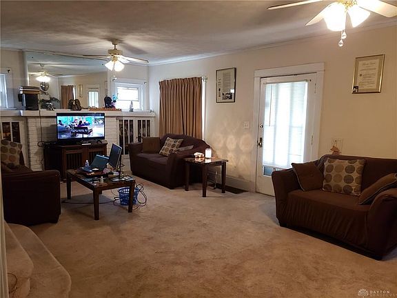 4th image of 26 E Siebenthaler Ave