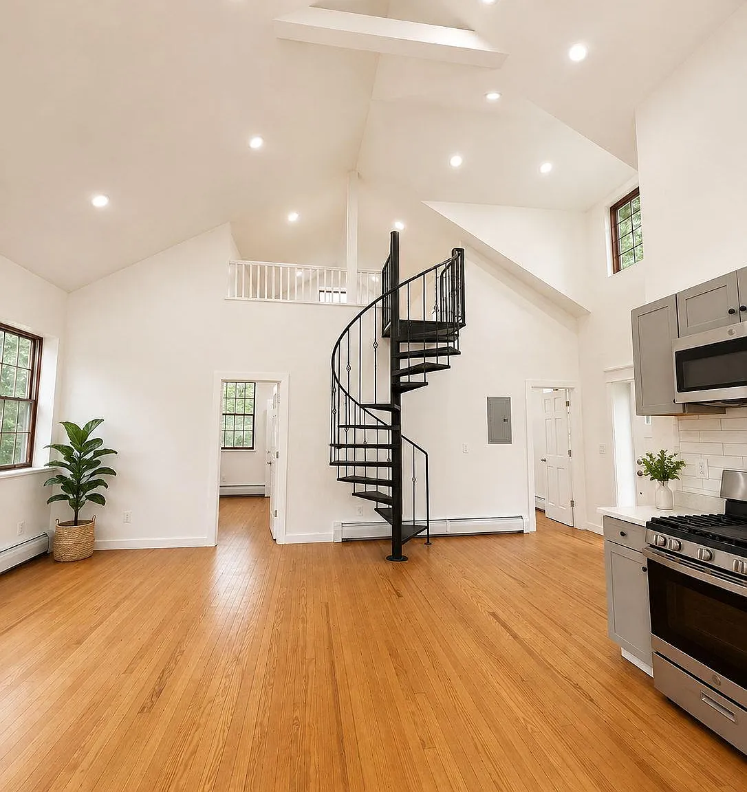2 bed, 1.0 bath, 1100 sqft, $2,500 — Photo 3
