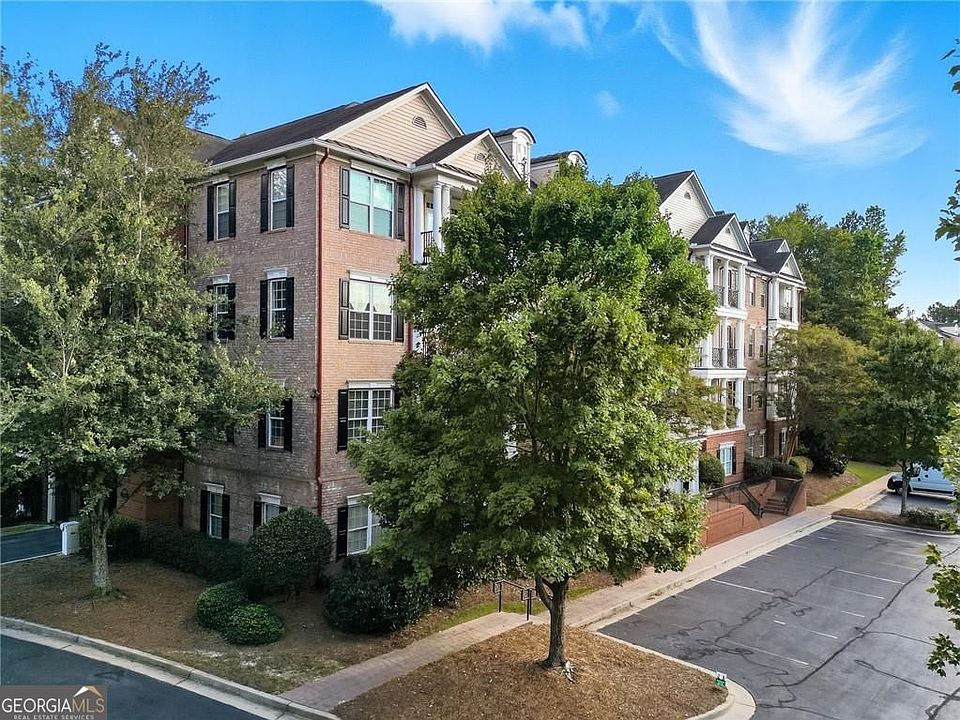 1st image of 4950 Ivy Ridge Dr SE Unit 203