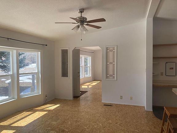 2nd image of 85 W Dogwood St