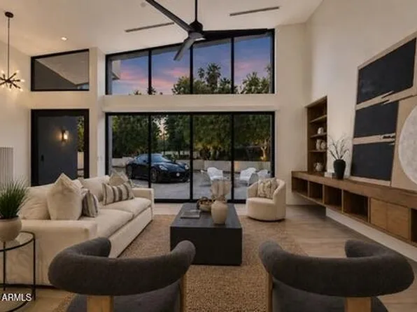 525 W LAMAR Road W, Phoenix, AZ 85013