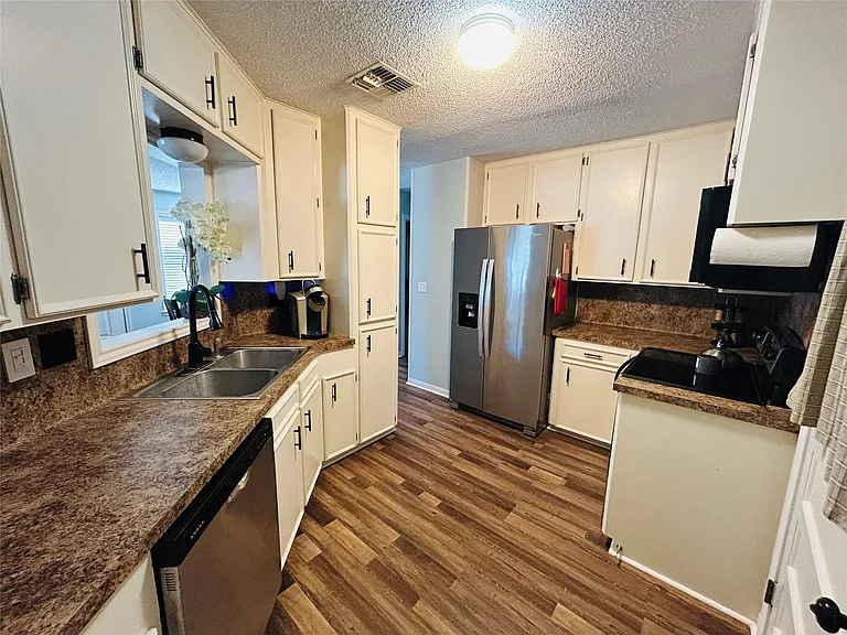 108 Creek Bend Ln — Photo 11