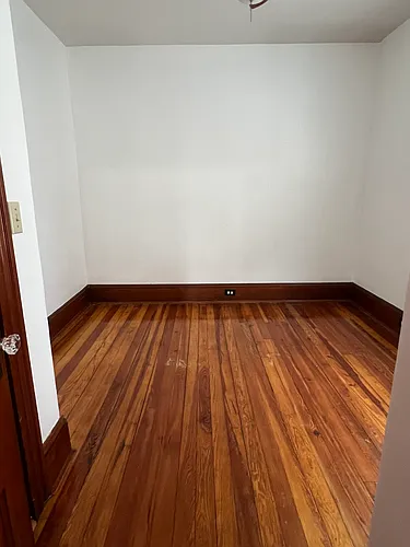 179 Eugenia St Photo 1