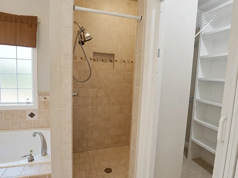 35 Belmont Dr — Photo 11