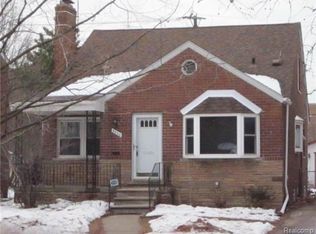 5000 Hillcrest St, Grosse Pointe Farms, MI 48236