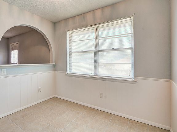 5th image of 1100 Glenwood Dr