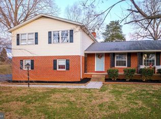 19225 Sycamore Ln, Culpeper, VA 22701