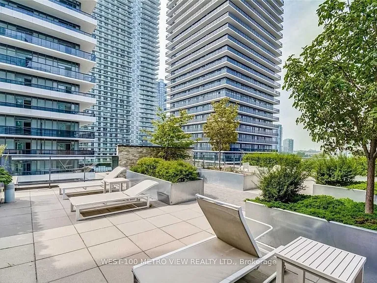 59 Annie Craig Dr #2607 — Photo 15