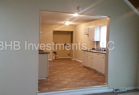 4th image of 6471 Scenic Ct