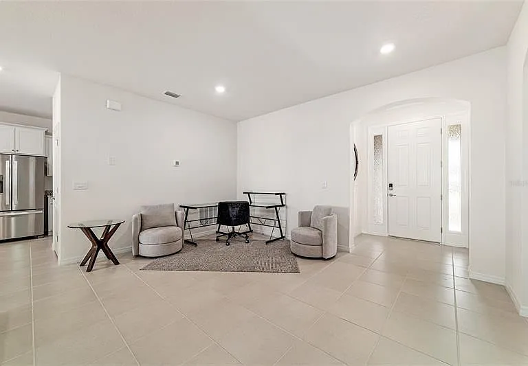 4171 NW 48th Terrace Rd — Photo 4