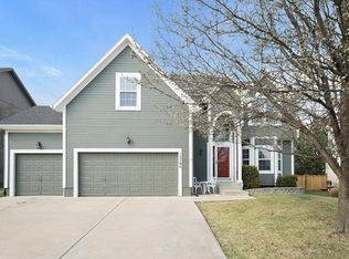15786 W 153rd Ter, Olathe, KS 66062
