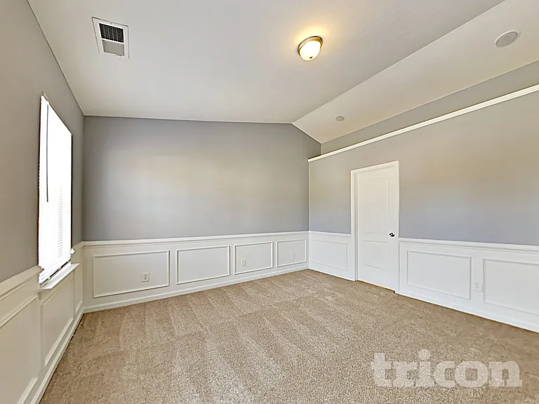 8223 Belmont Stables Dr — Photo 10