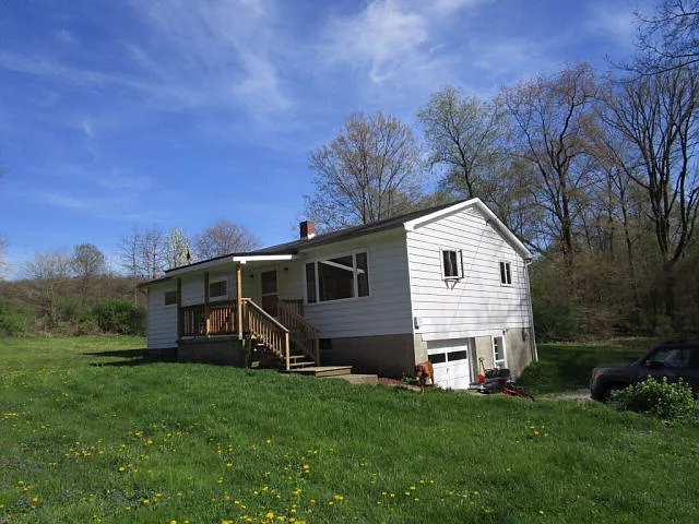 206 Amsler Rd photo 1