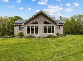 348 Maple Rdg, Coventry, VT 05825