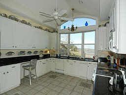 3rd image of 3511 Bayshore Dr
