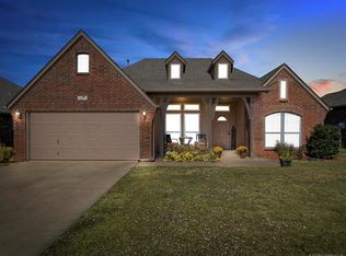 4804 E Dallas St, Broken Arrow, OK 74014