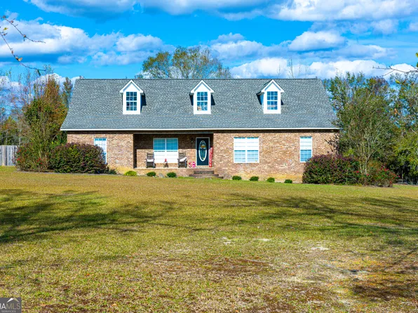796 Old McLeod Bridge Rd, Adrian, GA 31002