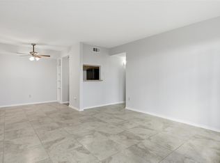 7200 Clarewood Dr #15, Houston, TX 77036