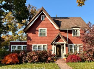 439 Collingwood Dr, East Lansing, MI 48823