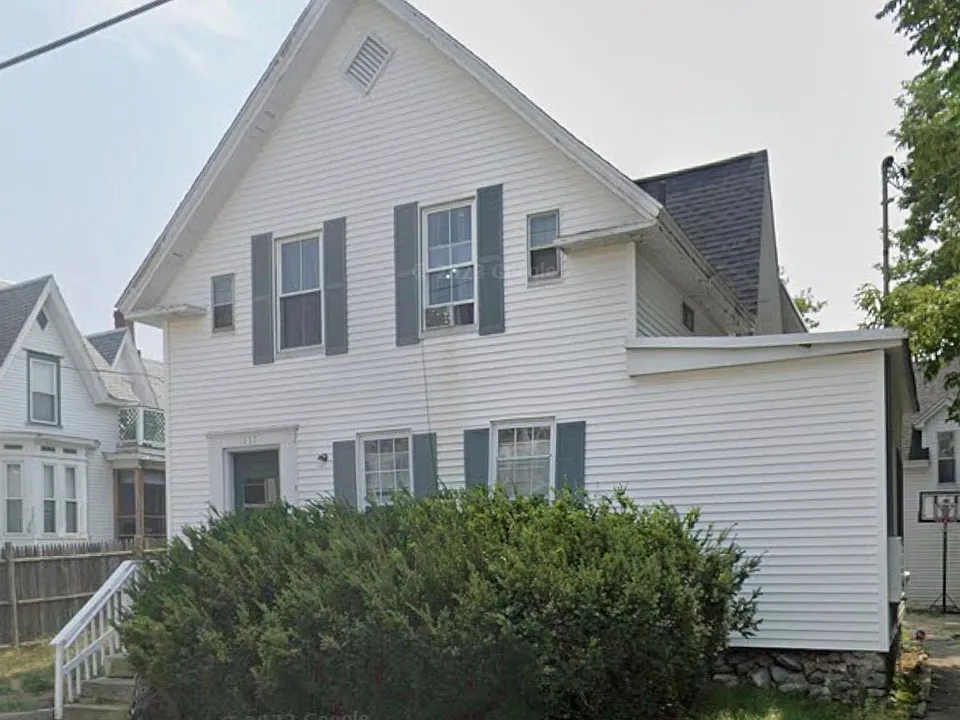 357 Merrimack St #4
