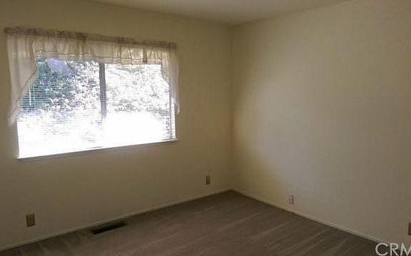 3rd image of 7115 Fairview Dr
