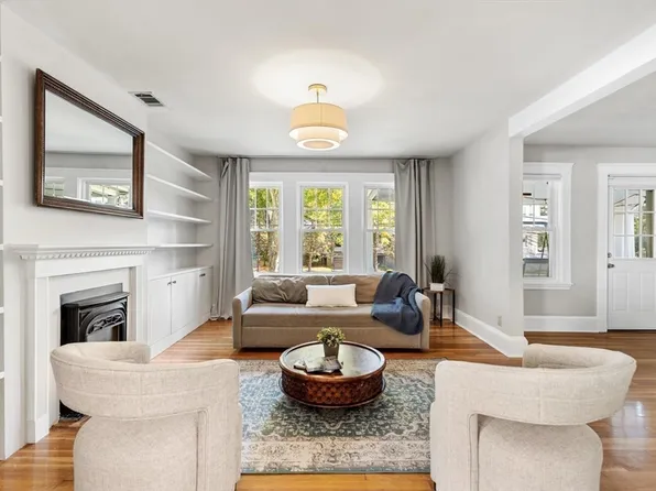 77 Bennett St #2, Brighton, MA 02135