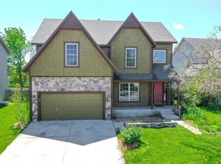 18627 W 153rd Pl, Olathe, KS 66062
