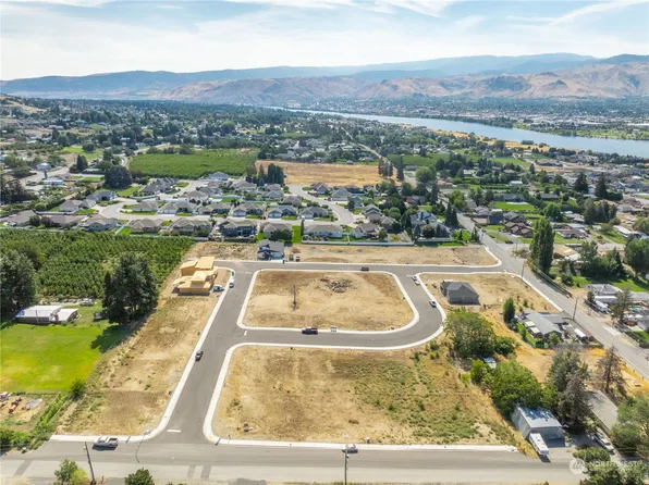 3274 NW Brianna (Lot 17) Avenue, East Wenatchee, WA 98802