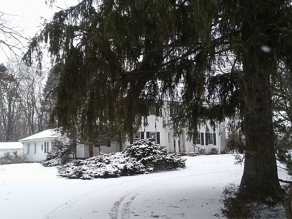 2nd image of 1702 Capital Ave SW