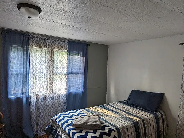 1205 Daniels Creek Rd — Photo 3