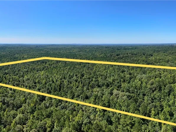 (undisclosed Address), Alexander City, AL 35010