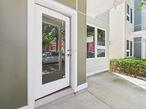3rd image of 1212 Porter St #A
