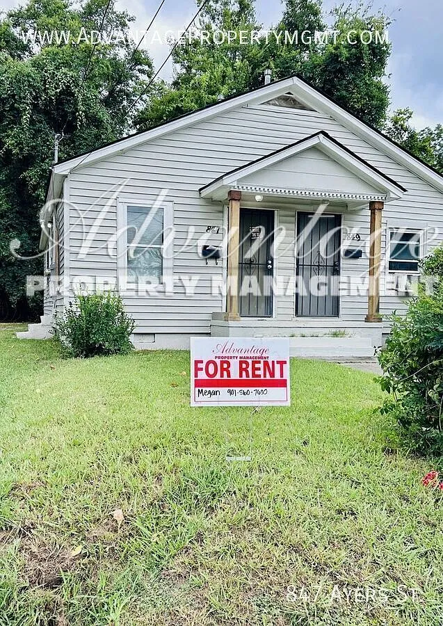 Charming Duplex in N. Memphis - $99 Move In Special — Photo 2