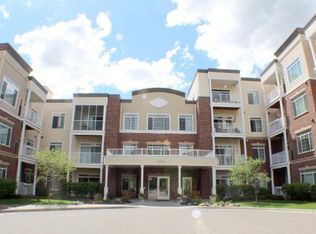 8200 W 33rd St APT 200, Minneapolis, MN 55426