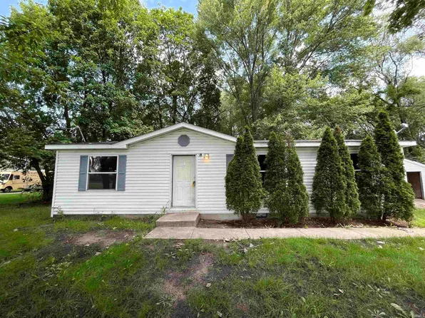 23819 Mary St, Elkhart, IN 46516