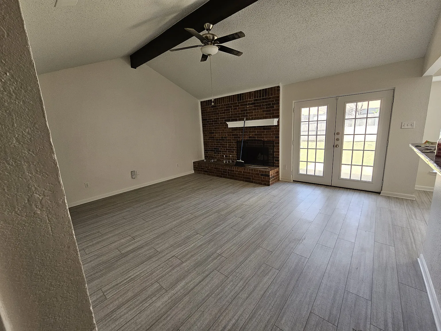 6349 Beetle Dr — Photo 3