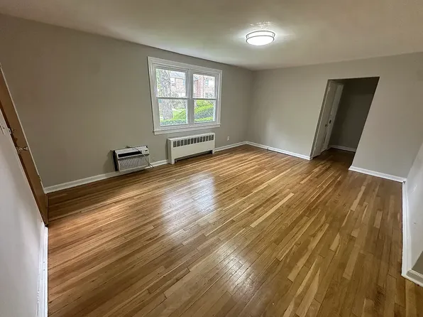 (undisclosed Address), Chatham, NJ 07928