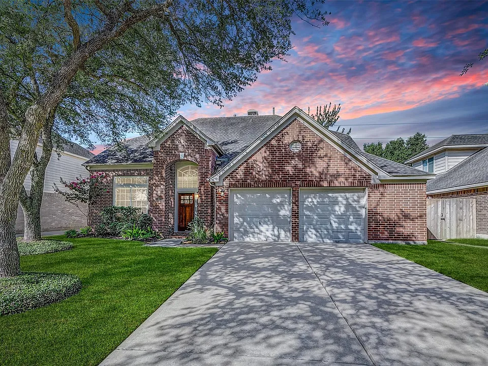 5222 Summerside Dr
