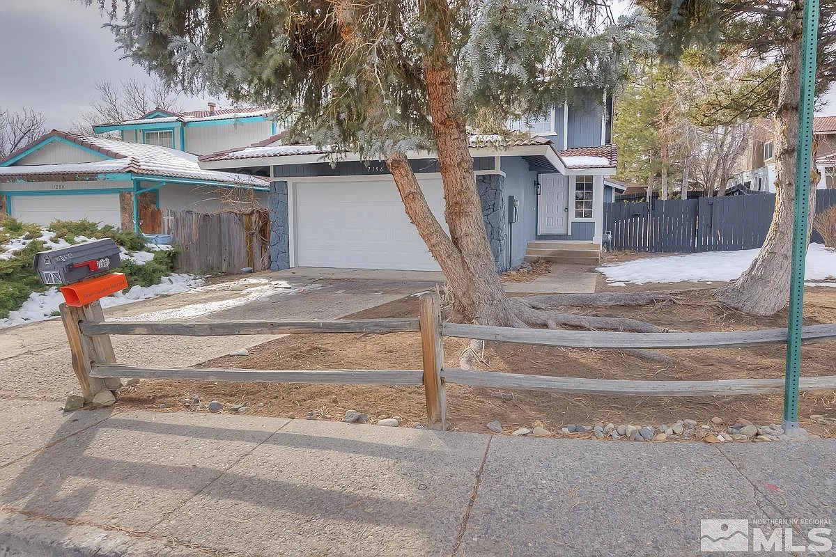 7196 Indigo Cir photo 1