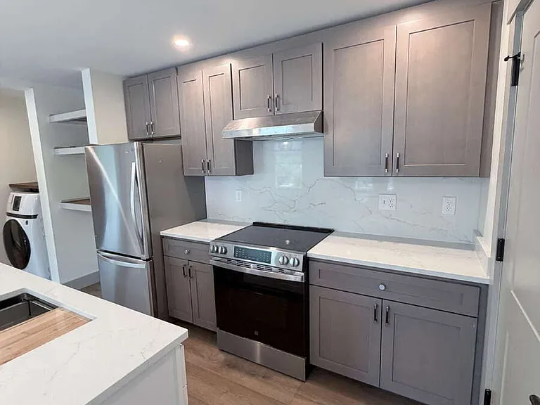 110 Silver St #201 — Photo 4