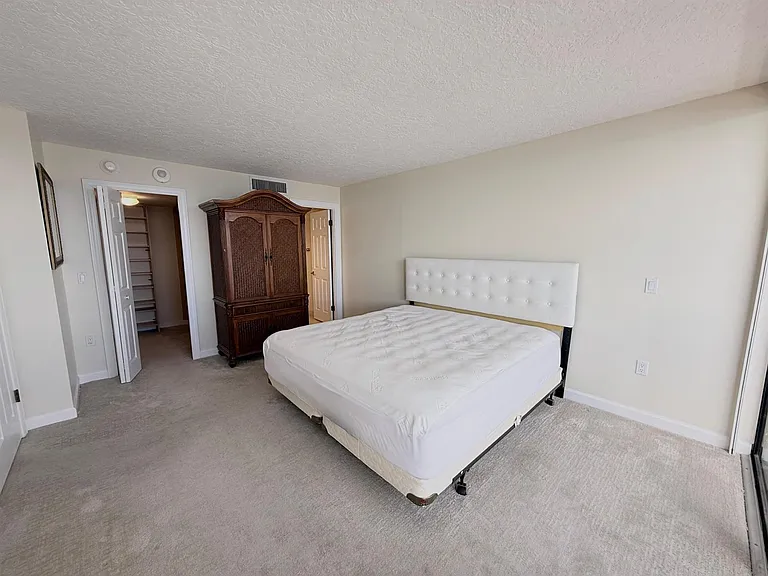 5600 N Flagler Dr #2209 — Photo 21