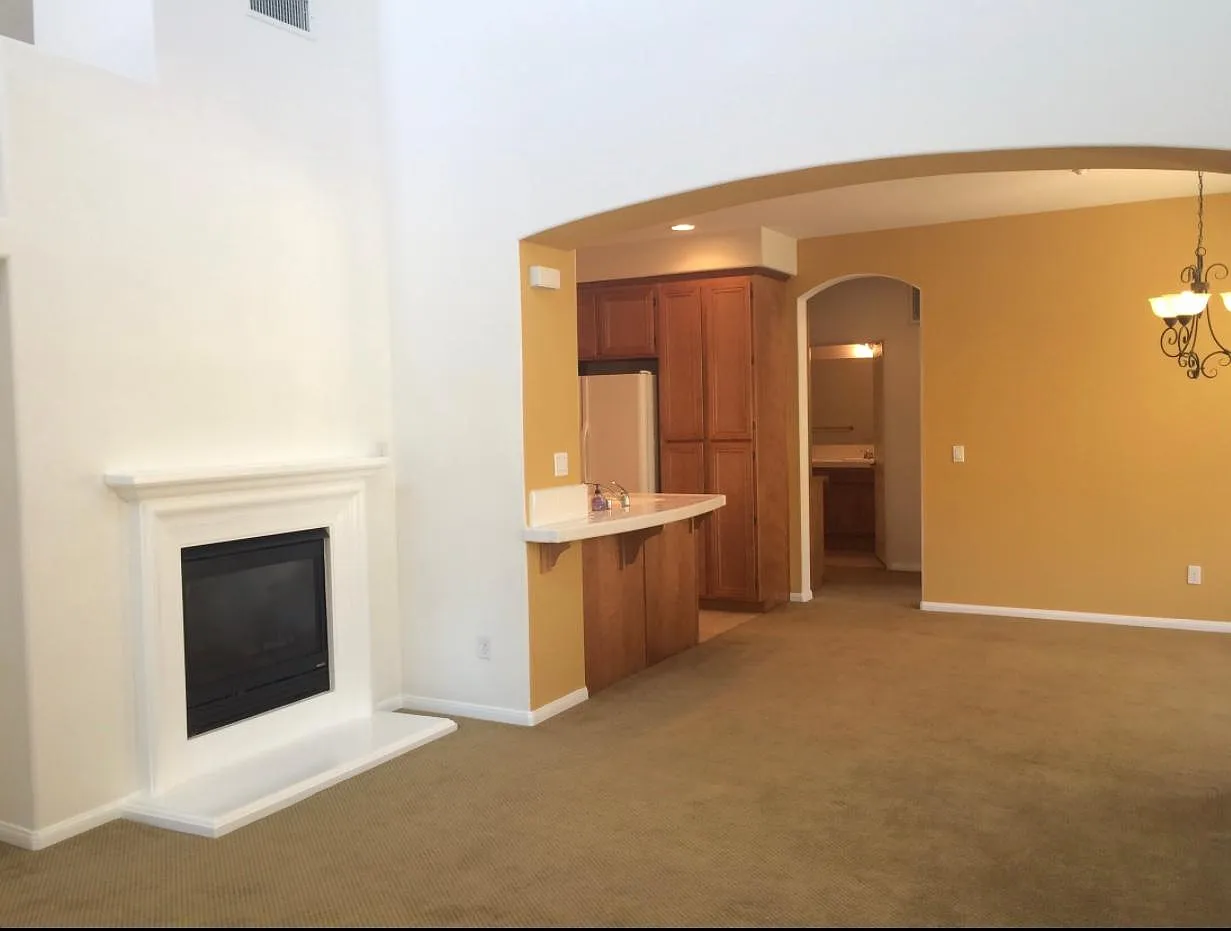 2 bed, 1650 sqft, $5,200 — Photo 4