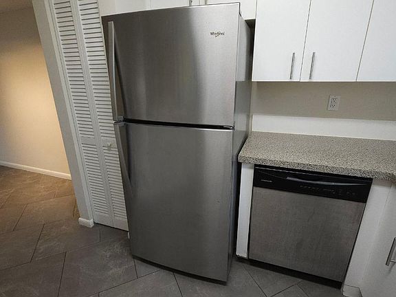2nd image of 751 N Pine Island Rd APT 205