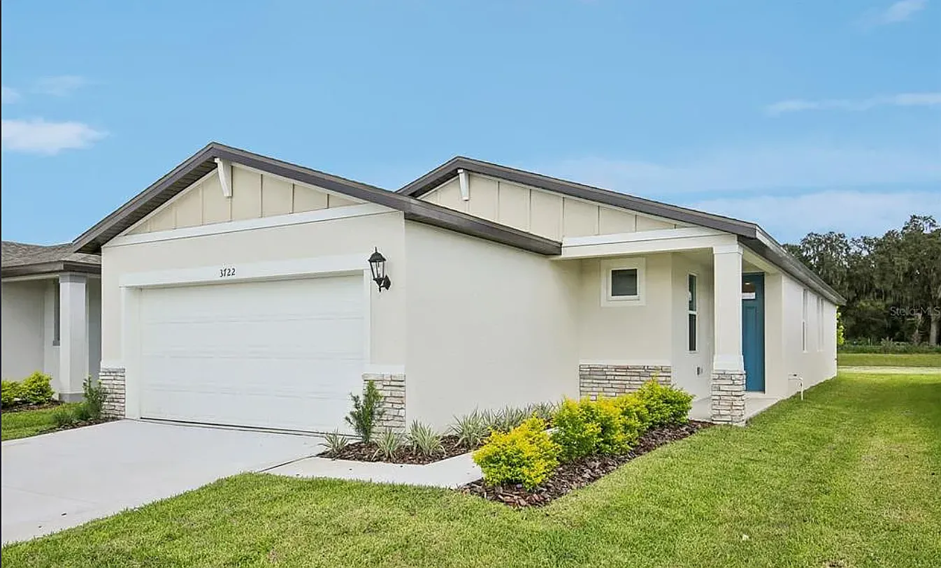 3722 Radiant Mountain Dr — Photo 1